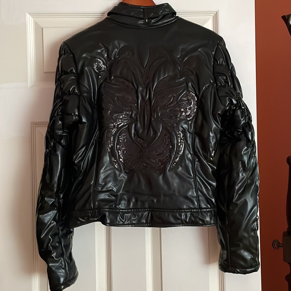 New polyester jacket - Picture 2 of 7